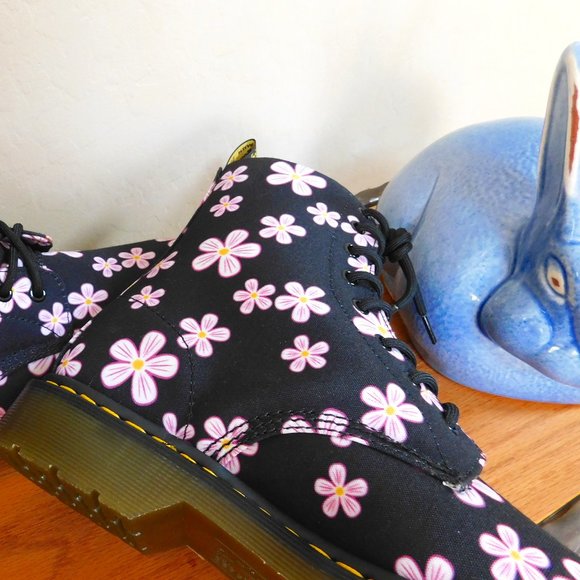 Dr. Martens Shoes - Dr Doc Martens Page Meadow pink cherry blossom floral canvas festival boots NWOT